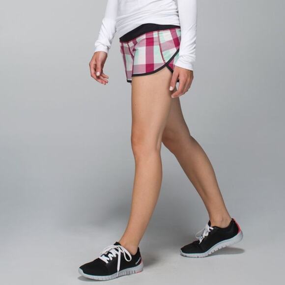 Lululemon Multicolor Run Speed Short 2-Way Stretch Womens Size 6 Check Pattern - Picture 4 of 12